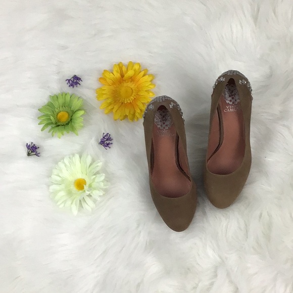 Vince Camino Studded Heels 🛍 - Picture 2 of 8